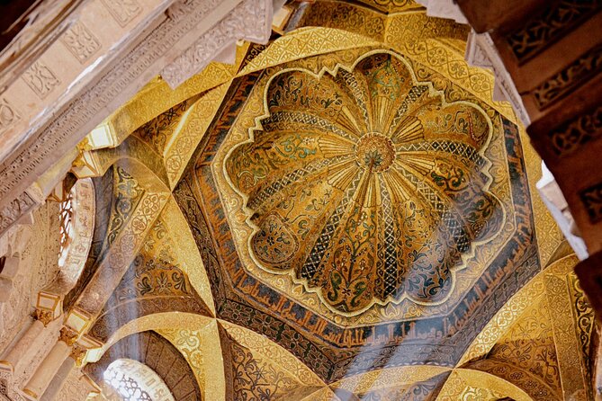 2 Days Cordoba with Mosque Ticket and Hotel Tour - Walking through La Juderia and its narrow lanes