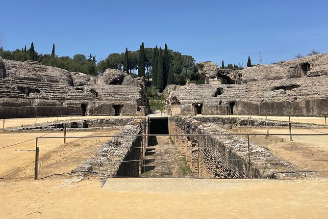 5 hour Electric Bike Tour to the Ruins of Italica - Guides make the difference