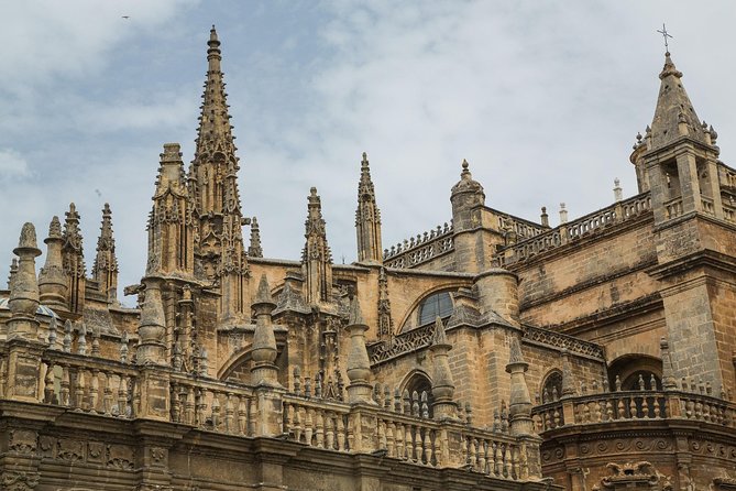 Alcazar and Cathedral & Giralda of Seville. Skip The Line! Includes access tickets - Group size, pacing, and guide style