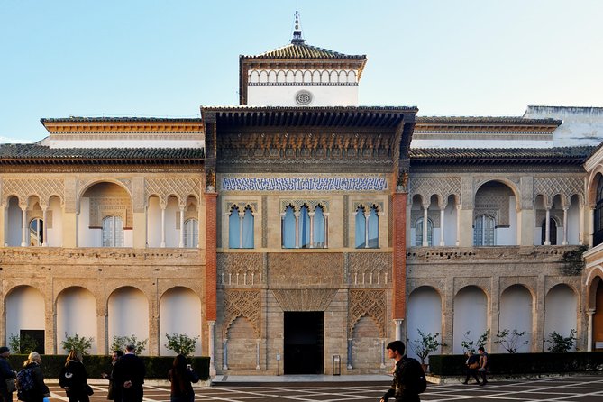 Alcázar, Cathedral & Giralda: Guided Tour with Fast-Track Tickets - Why these two Seville sights belong together