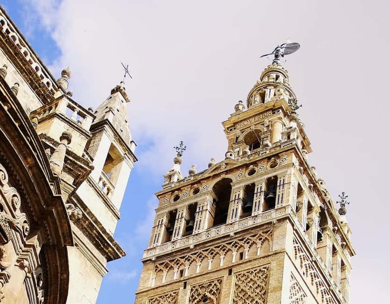 Alcazar & Cathedral of Seville Exclusive Group max. 9 guests - Seville Cathedral, where scale tells the story