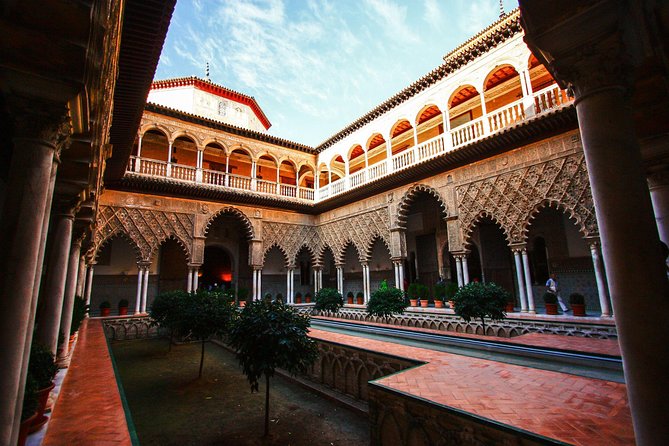 Alcazar & Cathedral of Seville Private Guided Tour - Who should choose one monument?