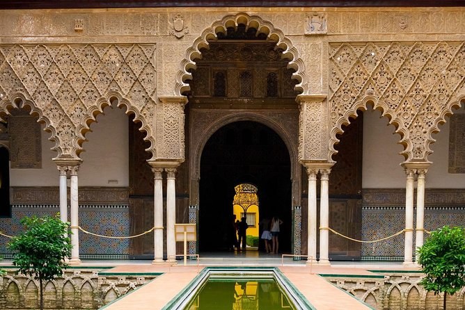 Alcazar & Cathedral of Seville Private Guided Tour - Who should choose both monuments?