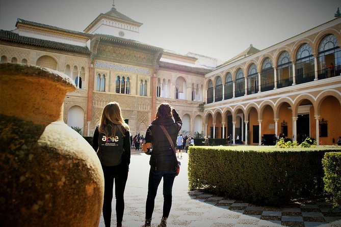Alcazar of Seville Exclusive Group, max. 9 travelers - Meeting at Plaza del Triunfo