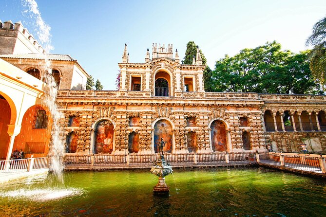 Alcazar of Seville Guided tour with Skip the Line Access - Why the Alcázar deserves a guided visit