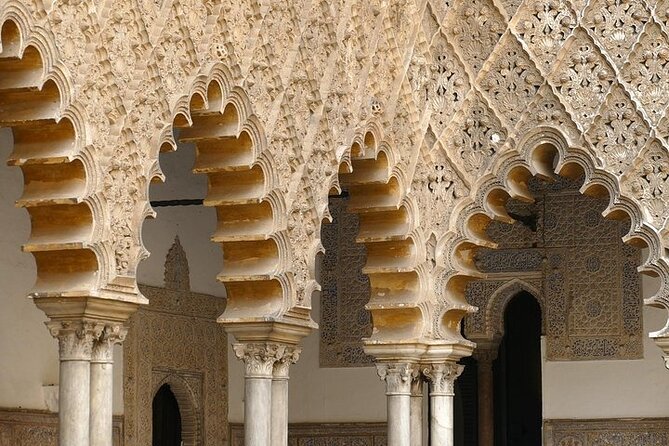 Alcázar of Seville. Skip the line! Includes access ticket - Meeting in Plaza del Triunfo at 1:30 pm