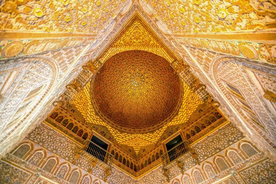 Alcázar of Seville Skip-the-Line Tickets and Guided Tour - Entering the Alcázar without the longest wait