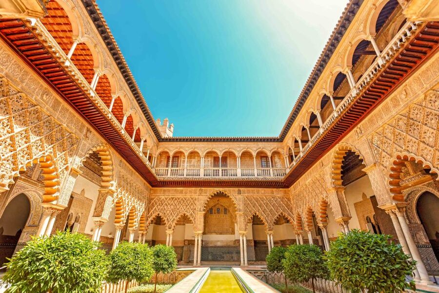 Alcázar of Seville Skip-the-Line Tickets and Guided Tour - Who should book this Alcázar tour?
