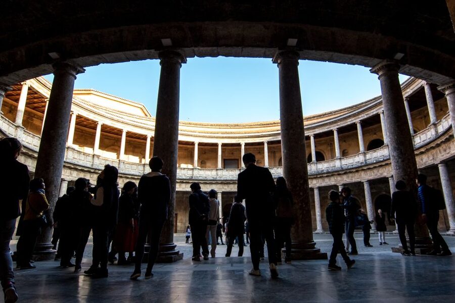 Alhambra and Albaicín Full-Day Private Tour from Seville - Leaving Seville in a private vehicle