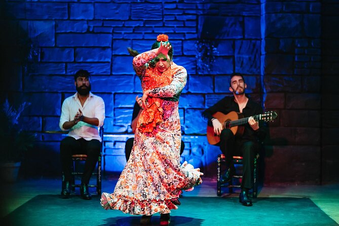 Baraka Triana. Flamenco show with drink - Booking Ahead and Planning Your Evening