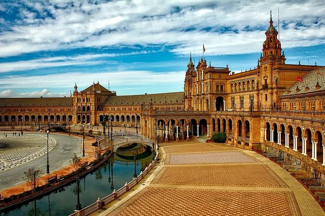 Best Private half day Tour of Sevilla with Hotel pick up - Key points to know before booking