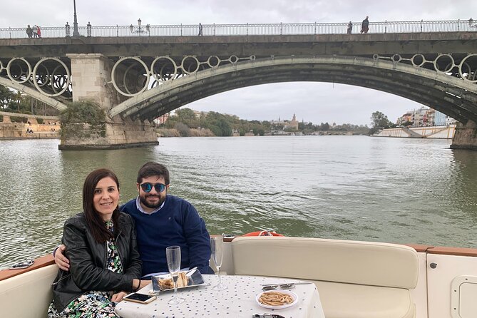 Boat Trip "Los Rincones del Guadalquivir" - The Giralda from the water