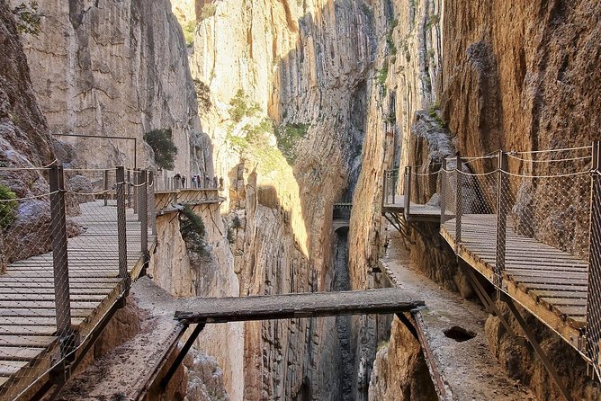 Caminito del Rey. 1 day excursion. - Leaving Seville at 9:00 a.m.
