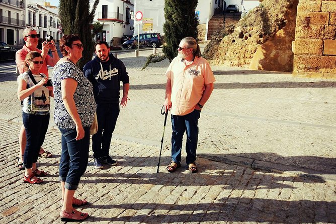 Carmona and Necropolis: Guided Day Tour from Seville - Who should book the Carmona tour?
