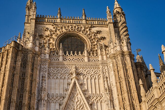 Cathedral and Giralda Tour - Inside Seville Cathedral: Gothic scale and smaller details