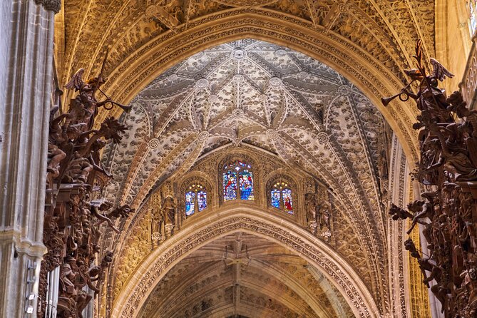 Cathedral and Giralda Tour - Climbing the Giralda’s broad ramps
