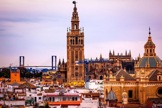 Cathedral of Seville English Guided Tour with Skip the Line & Access to Giralda - Guide quality can make or break the visit