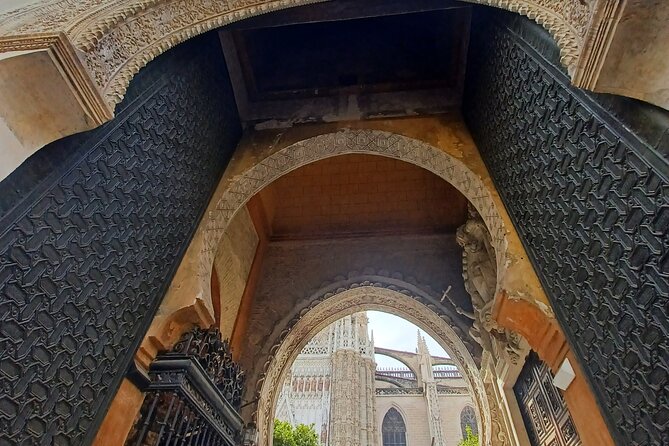 Contrasts of Seville - Group size, timing, and practical comfort