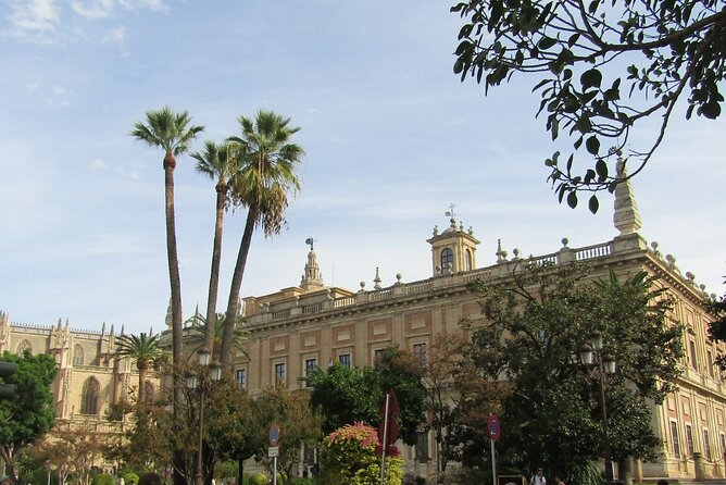 Contrasts of Seville - Who will enjoy this Seville walk