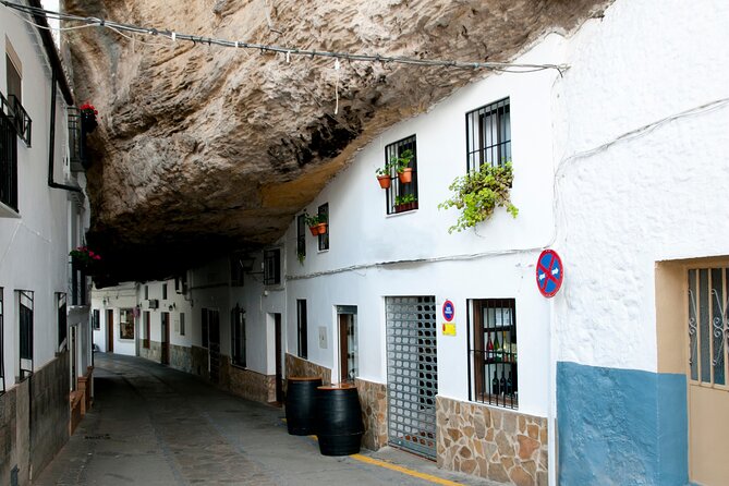 Day trip to Zahara, Setenil and Ronda from Seville - Ronda: the big finish