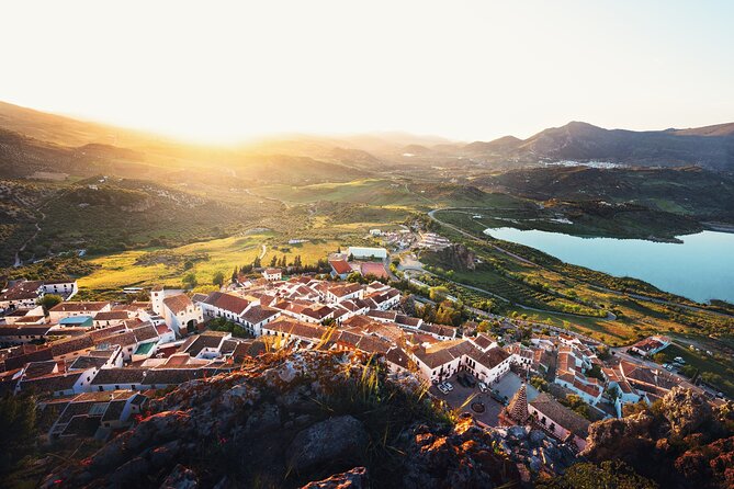 Day trip to Zahara, Setenil and Ronda from Seville - Who should book this experience?