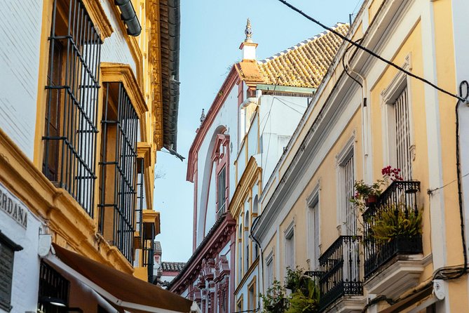 Drinks & Bites in Seville Private Tour - A quiet church stop at the Capilla de la Escuela de Cristo