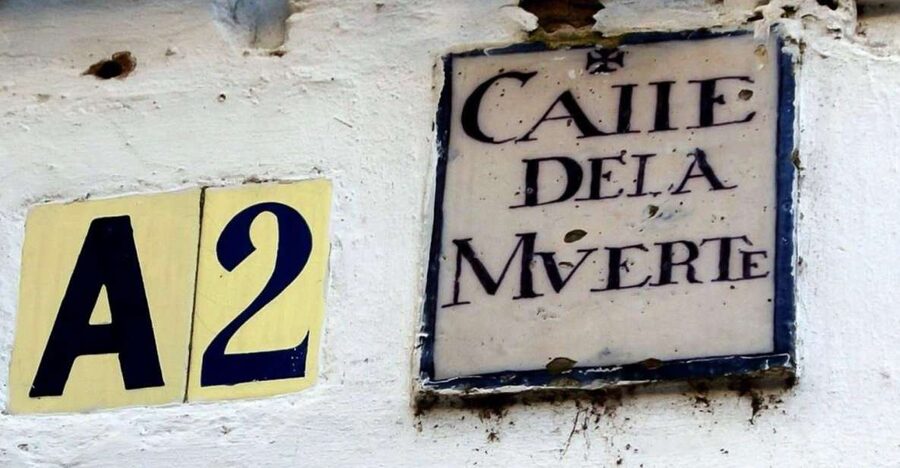 Enchanted Seville: Private Walking Tour - Calle Susona and the power of a local legend