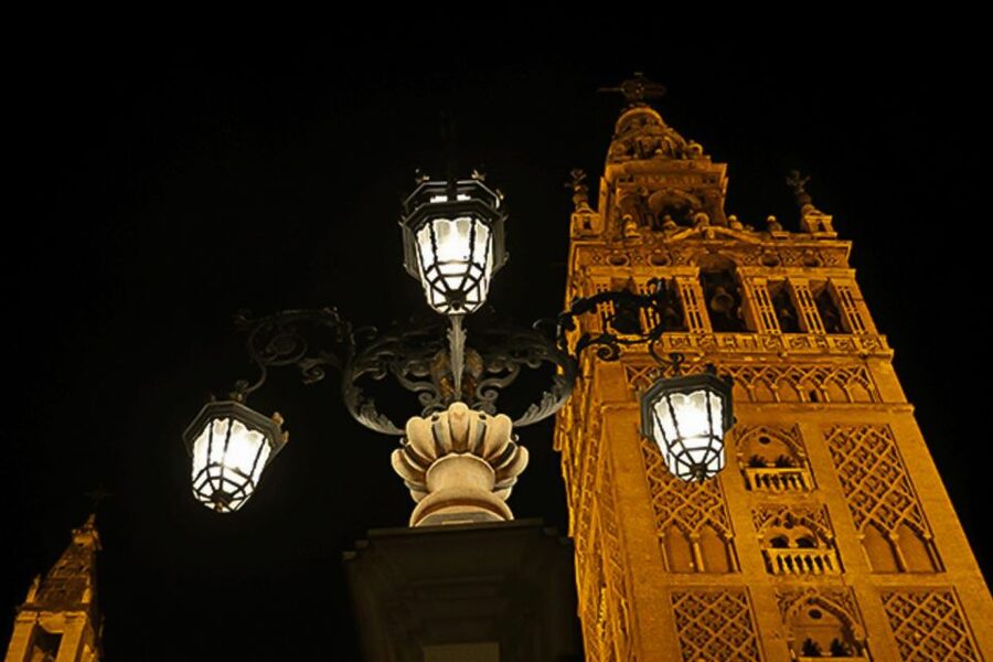 Enchanted Seville Walking Tour - Alfalfa and the city below street level