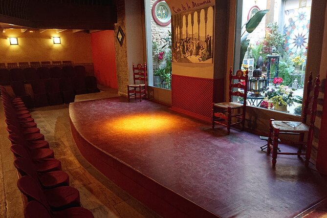 Flamenco Show at Casa de la Memoria Admission Ticket - Why this small Seville show works