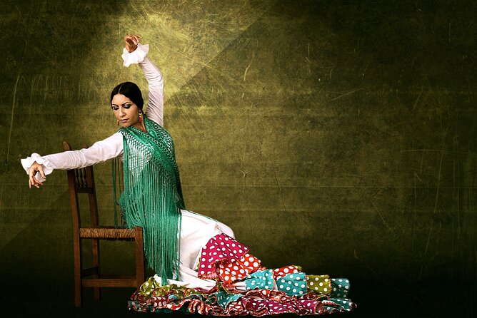 Flamenco show at the foot of the Giralda in Seville - Is $26.65 a fair price?