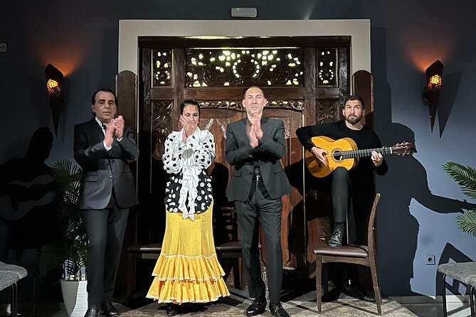Flamenco show in the heart of Triana - What happens during the one-hour performance