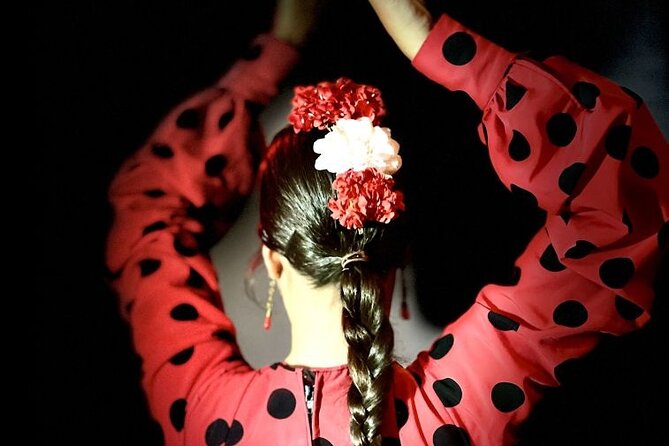 Flamenco show in the heart of Triana - Sala Almoraima in the heart of Triana