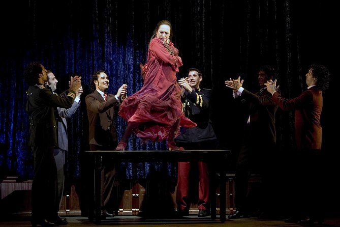Flamenco Show "Museo de Baile Flamenco" - Choosing your seat in a small Seville venue