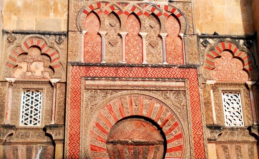 From Seville: Full-Day Essential Córdoba Tour - Inside the Mosque-Cathedral of Córdoba