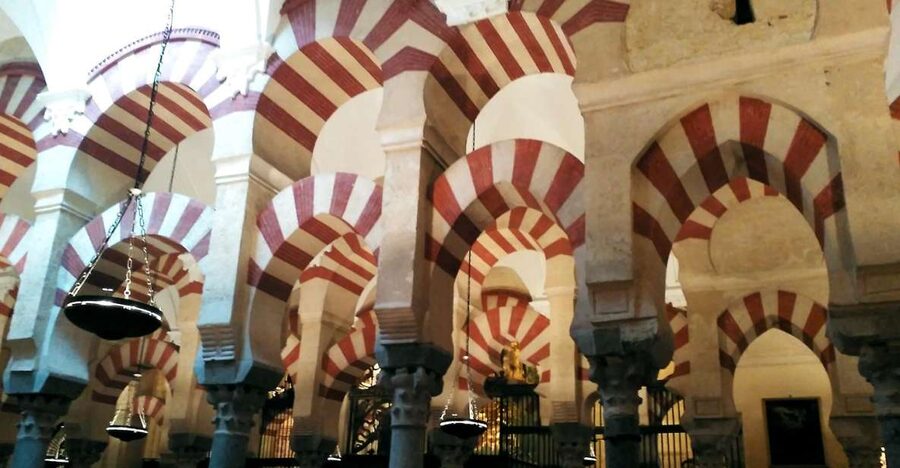 From Seville: Full-Day Essential Córdoba Tour - Starting in Seville and reaching Carmona