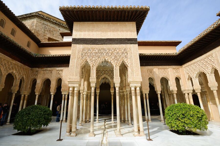 From Seville: Granada & Alhambra Tour with Optional Ticket - Generalife gardens and the Nasrid Palaces