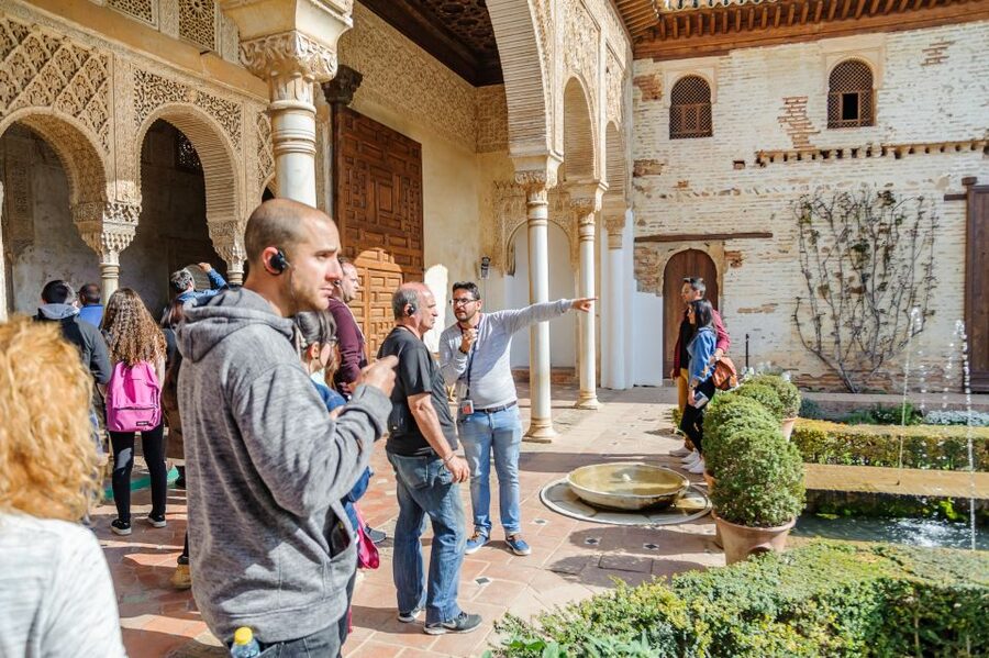From Seville: Granada Day Trip Alhambra and Albaycin - Free time around the Alhambra and Granada