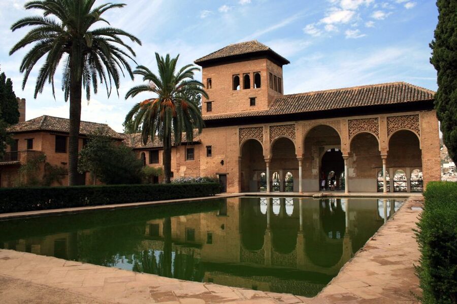 From Seville: Private Granada Day-Trip with Alhambra Visit - Should You Book the Seville to Granada Day Trip?