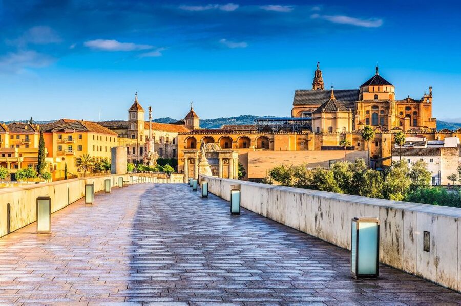 From Seville: Private or Group Full-Day Cordoba Tour - Walking Córdoba’s Jewish Quarter