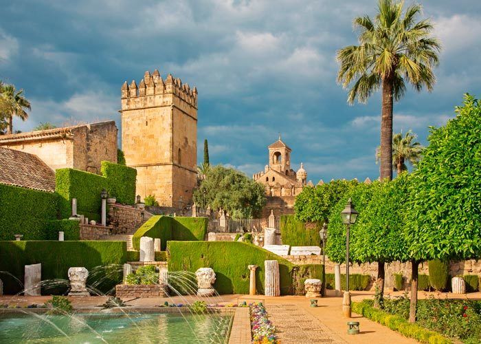 From Seville: Private Transfer to Granada and Córdoba Tour - Royal Stables and the Alcázar