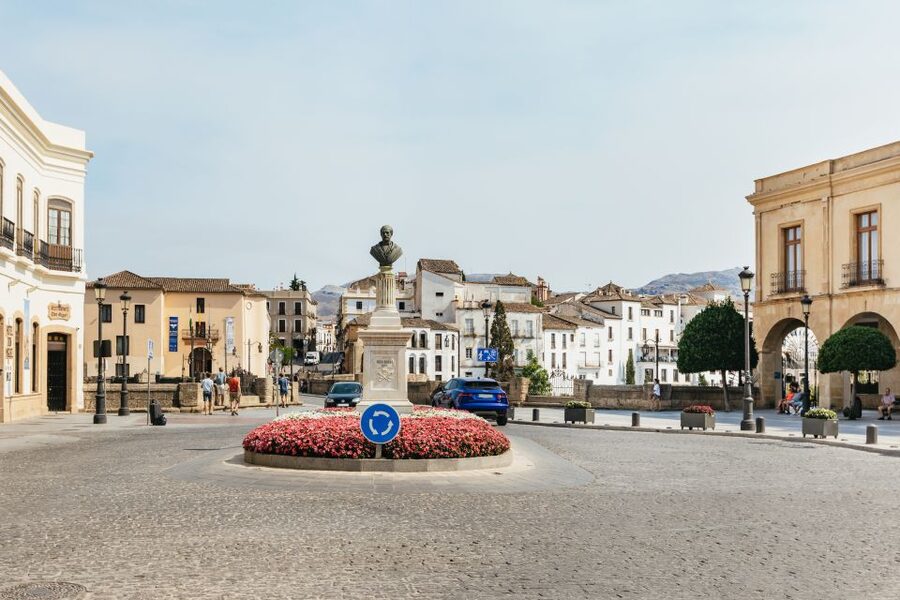 From Seville: Pueblos Blancos and Ronda Full-Day Trip - Ronda and the New Bridge
