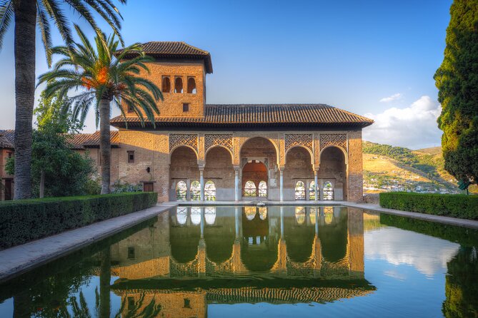 Full-Day Alhambra from Seville: Small Group & SkipLine Experience - Why this Seville to Granada day trip works
