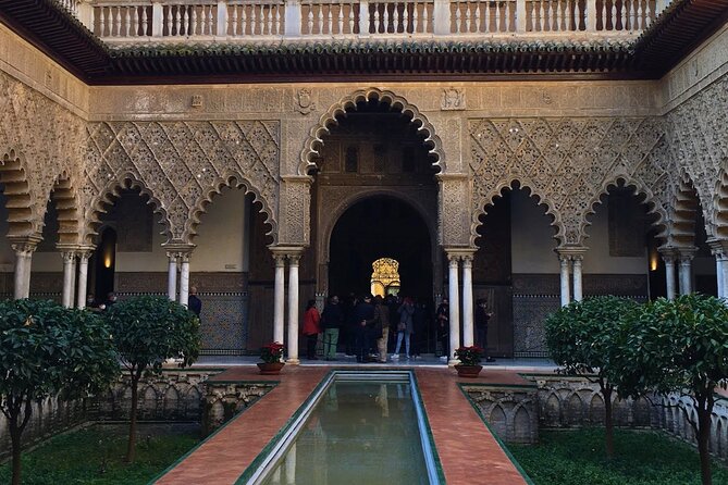 Full Day Private Tour in Seville - The guide makes the biggest difference