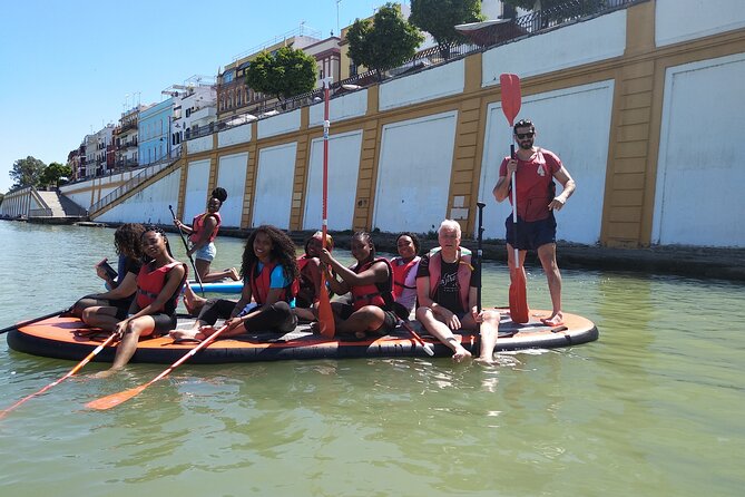 Gigant paddle surf in Seville - Photos and video included