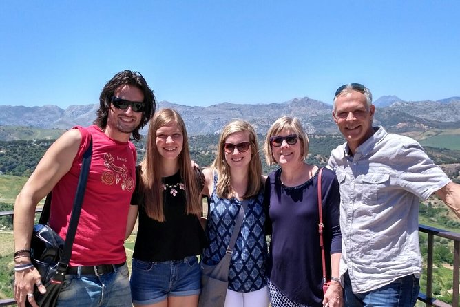 Granada Private Transfer to Seville with a Visit to Ronda - Key points at a glance