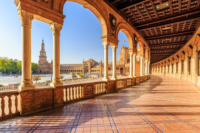 Guided Premium eBike Tour Sevilla | native speakers EN • DE • FR - Starting at Cartuja and reaching the city’s green edges