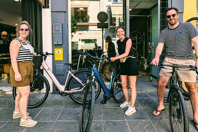 Guided Premium eBike Tour Sevilla | native speakers EN • DE • FR - The Columbus monument and Macarena’s sacred image