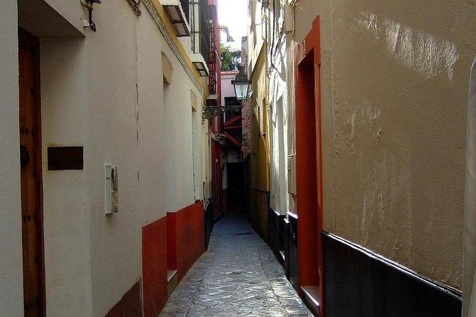 Guided Tour of Santa Cruz Jewish Quarter, Alcázar, and Cathedral - How the $150.51 price measures up