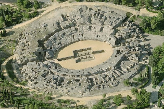 Historical Italica: Half-Day Guided Tour from Seville - Reading the mosaics and Roman homes