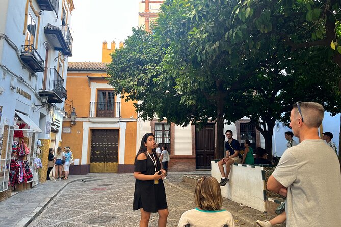 History of Women of Seville Private Tour - Maria Luisa Fernanda de Borbón and Isabel II